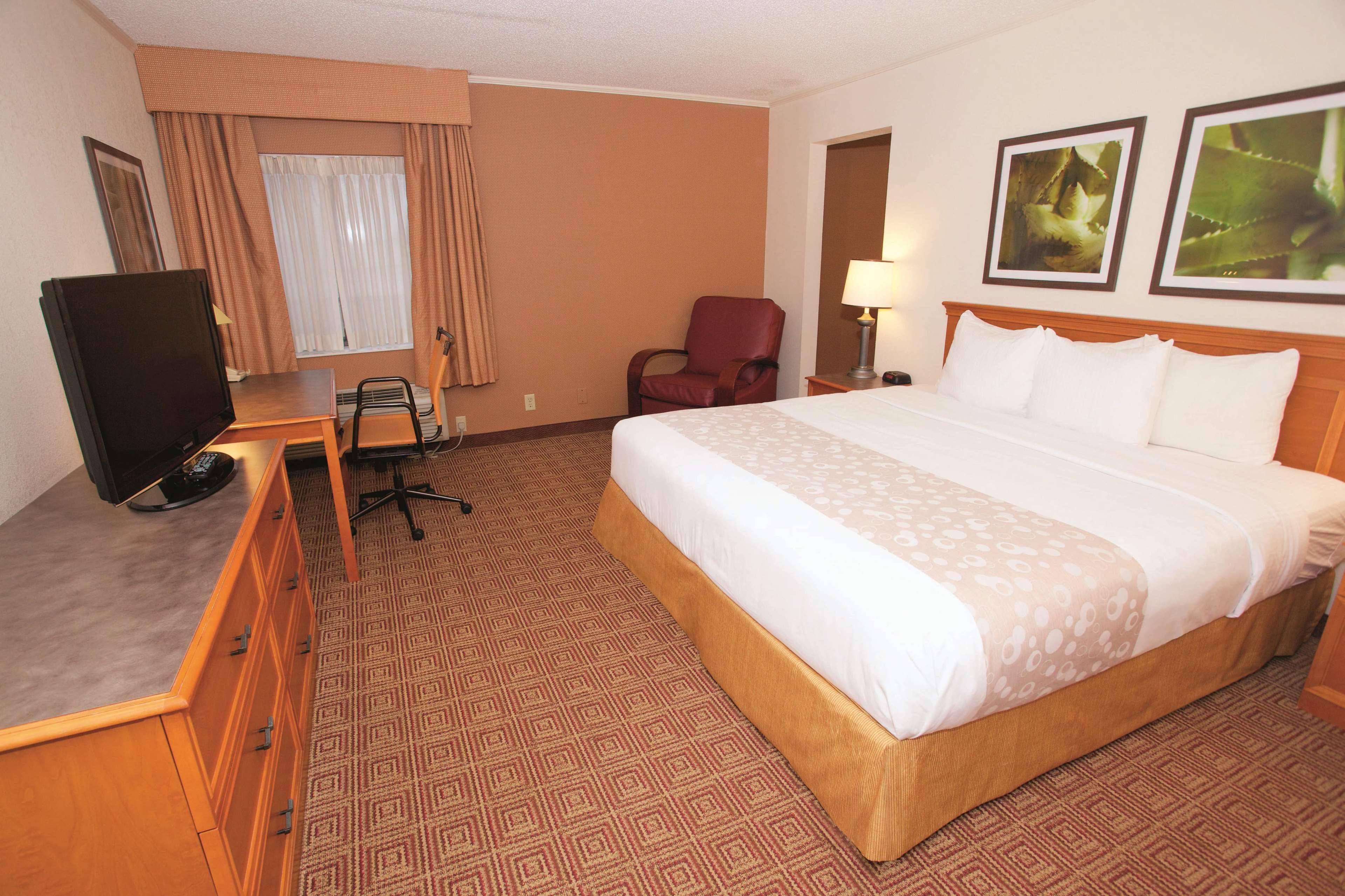 Whitefish Bay Americinn By Wyndham Glendale Milwaukee מראה חיצוני תמונה