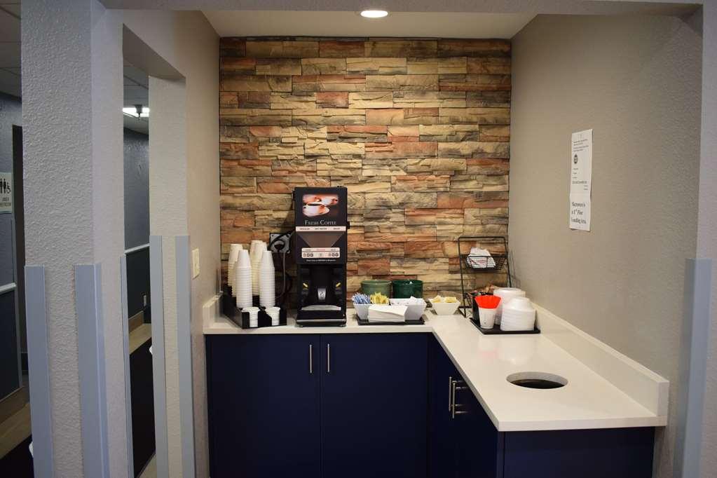 Whitefish Bay Americinn By Wyndham Glendale Milwaukee חדר תמונה