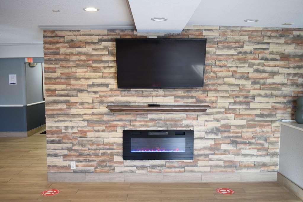 Whitefish Bay Americinn By Wyndham Glendale Milwaukee מראה פנימי תמונה
