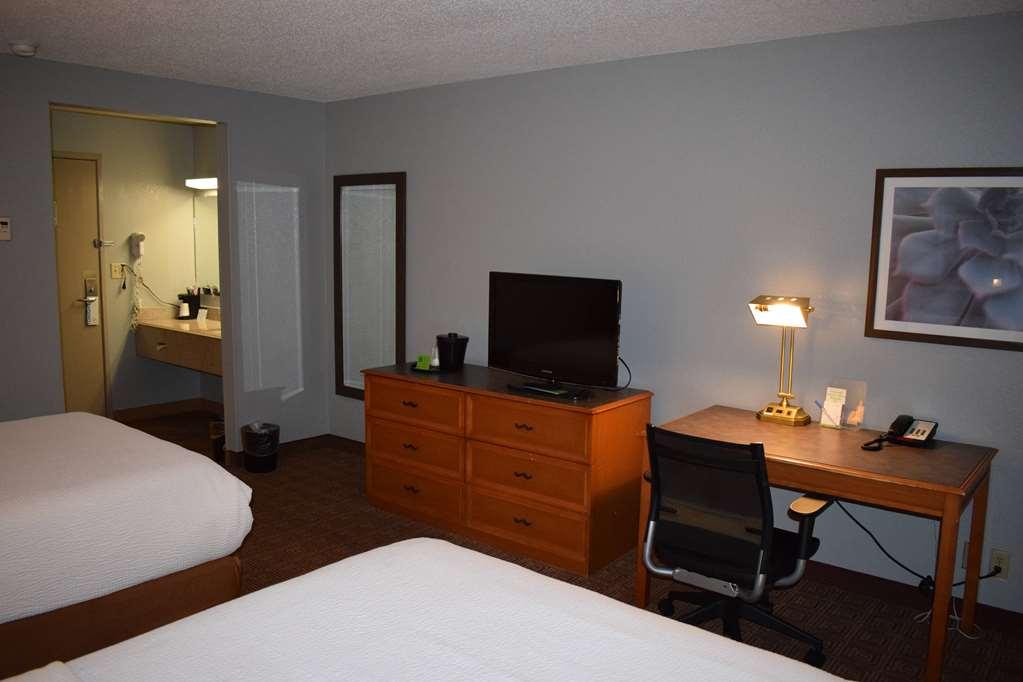Whitefish Bay Americinn By Wyndham Glendale Milwaukee מתקנים תמונה