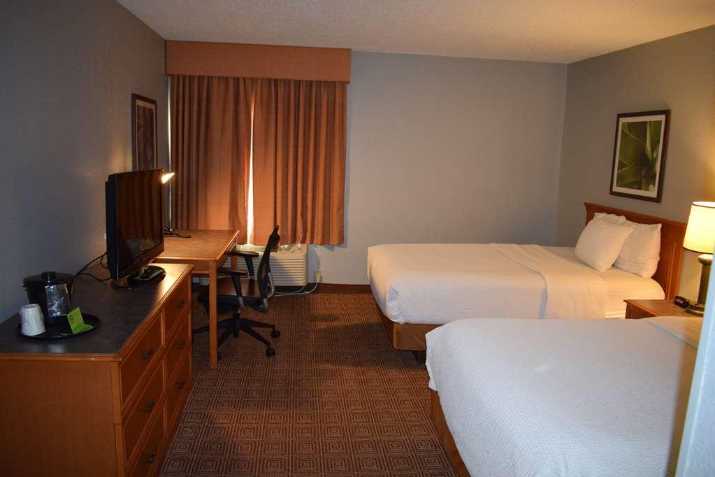 Whitefish Bay Americinn By Wyndham Glendale Milwaukee מתקנים תמונה