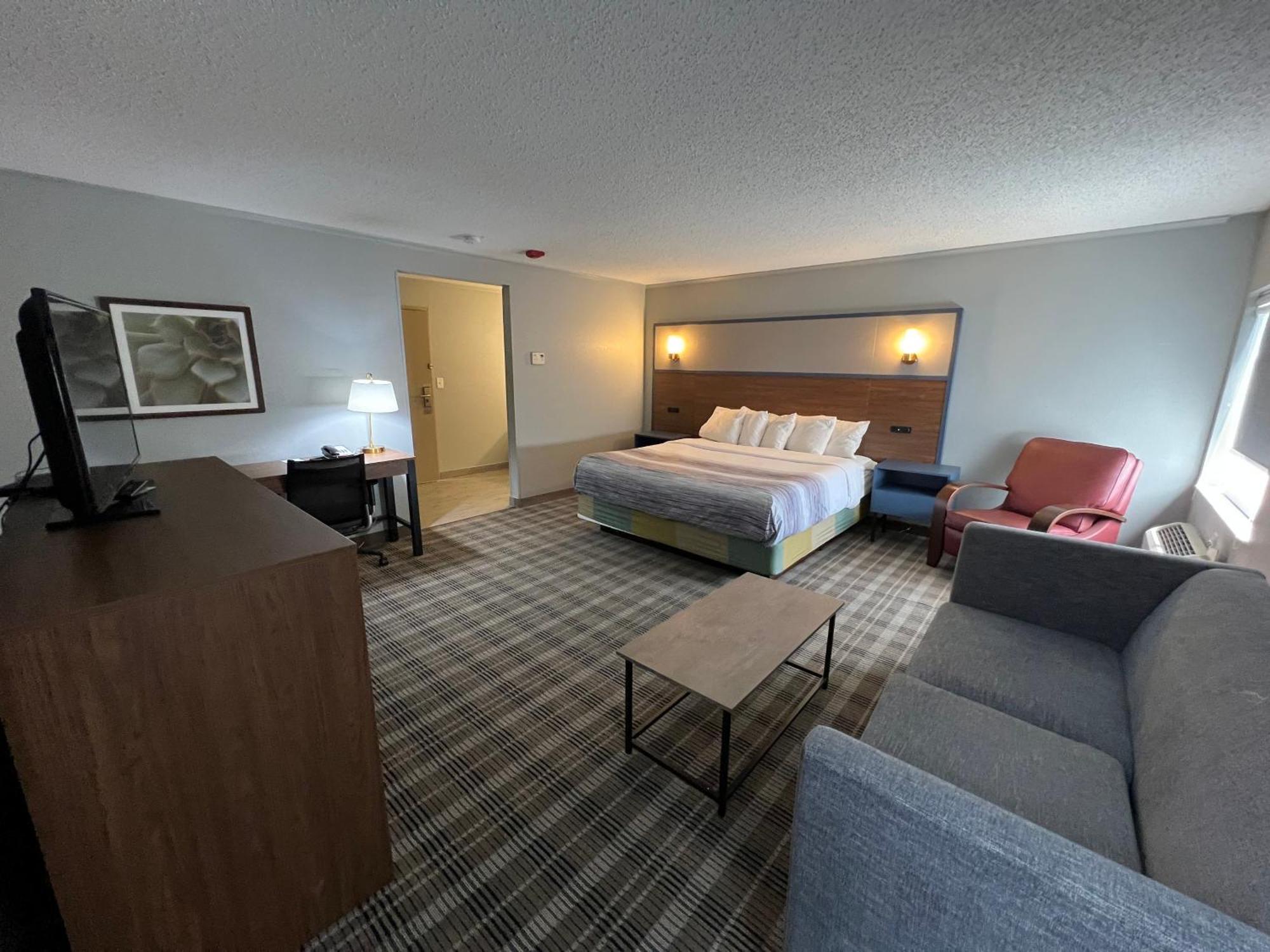 Whitefish Bay Americinn By Wyndham Glendale Milwaukee מראה חיצוני תמונה