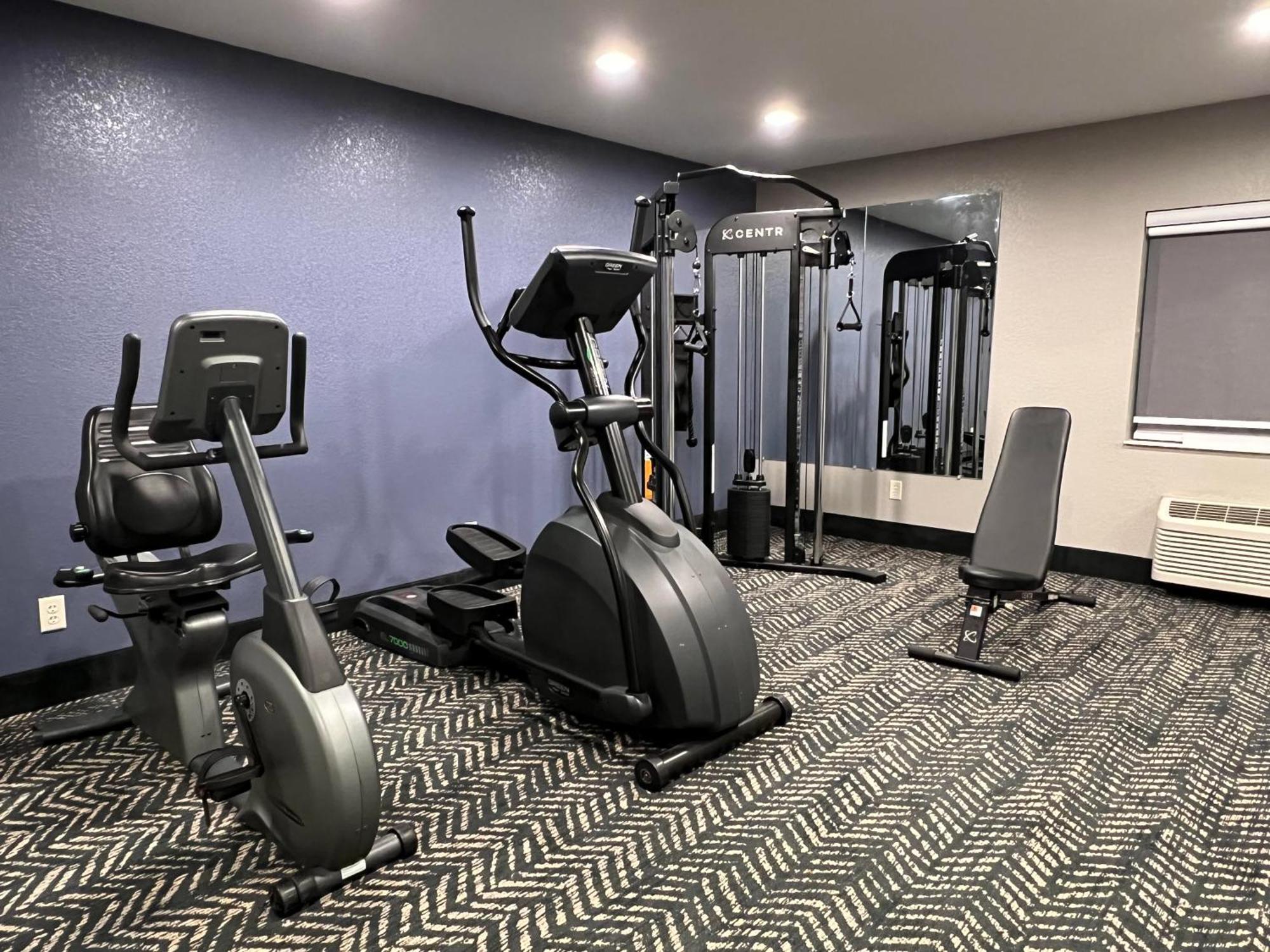 Whitefish Bay Americinn By Wyndham Glendale Milwaukee מראה חיצוני תמונה